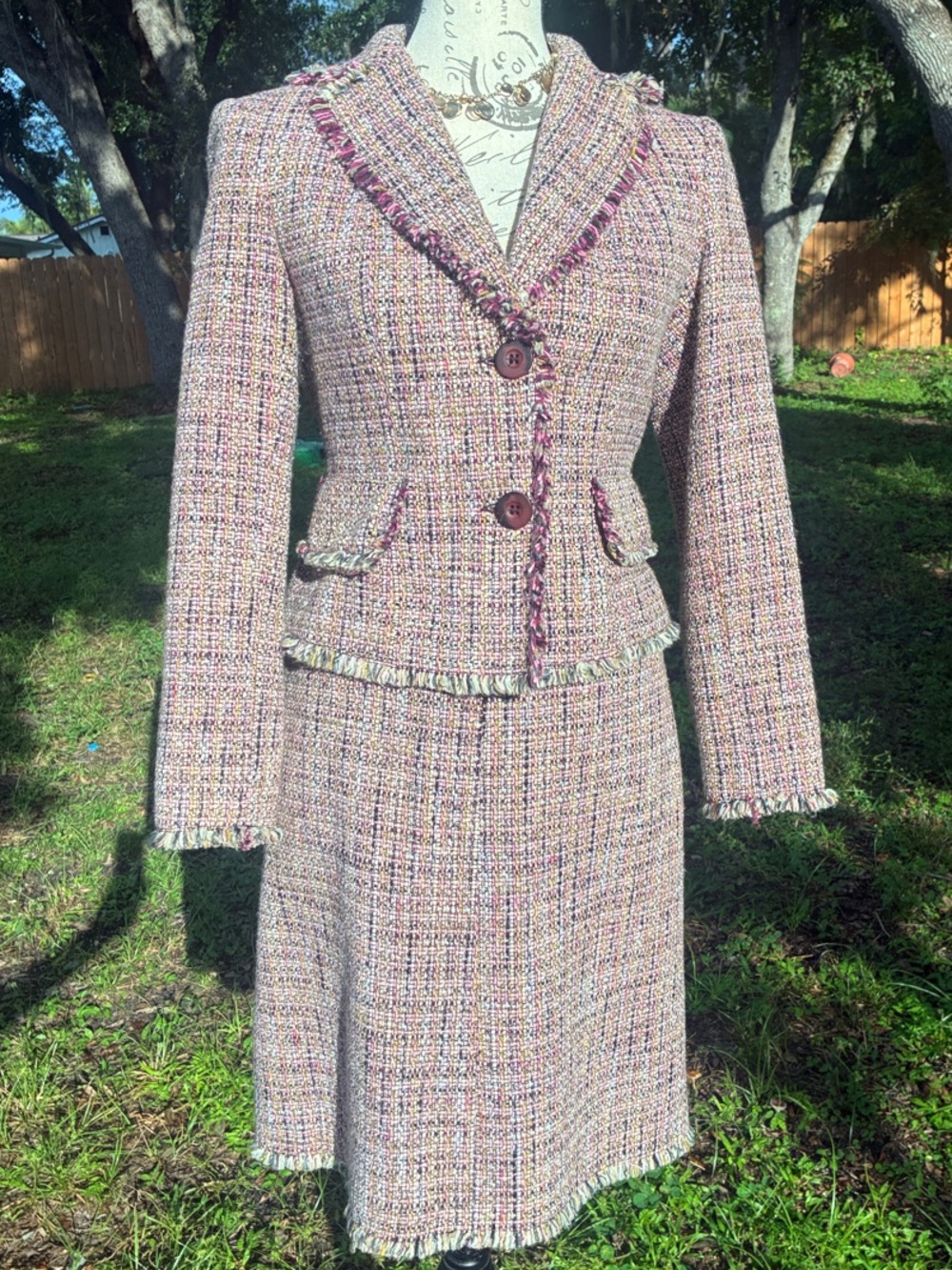 Women's Pink Tweed Blazer Jacket - Classic Fringed Detail